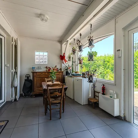 Le De La Gare Saint-Julien-en-Born