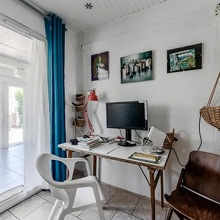 Le De La Gare Holiday home