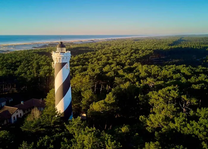 Le De La Gare * Saint-Julien-en-Born